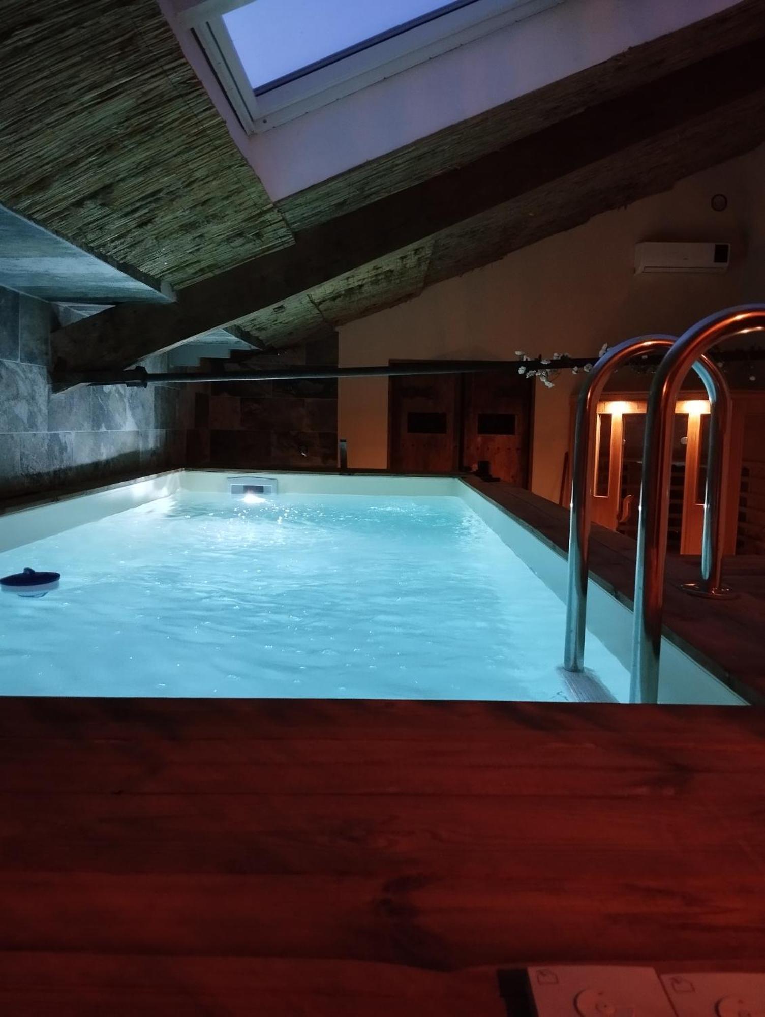 La Cave De Grand Cabane Fourques  エクステリア 写真